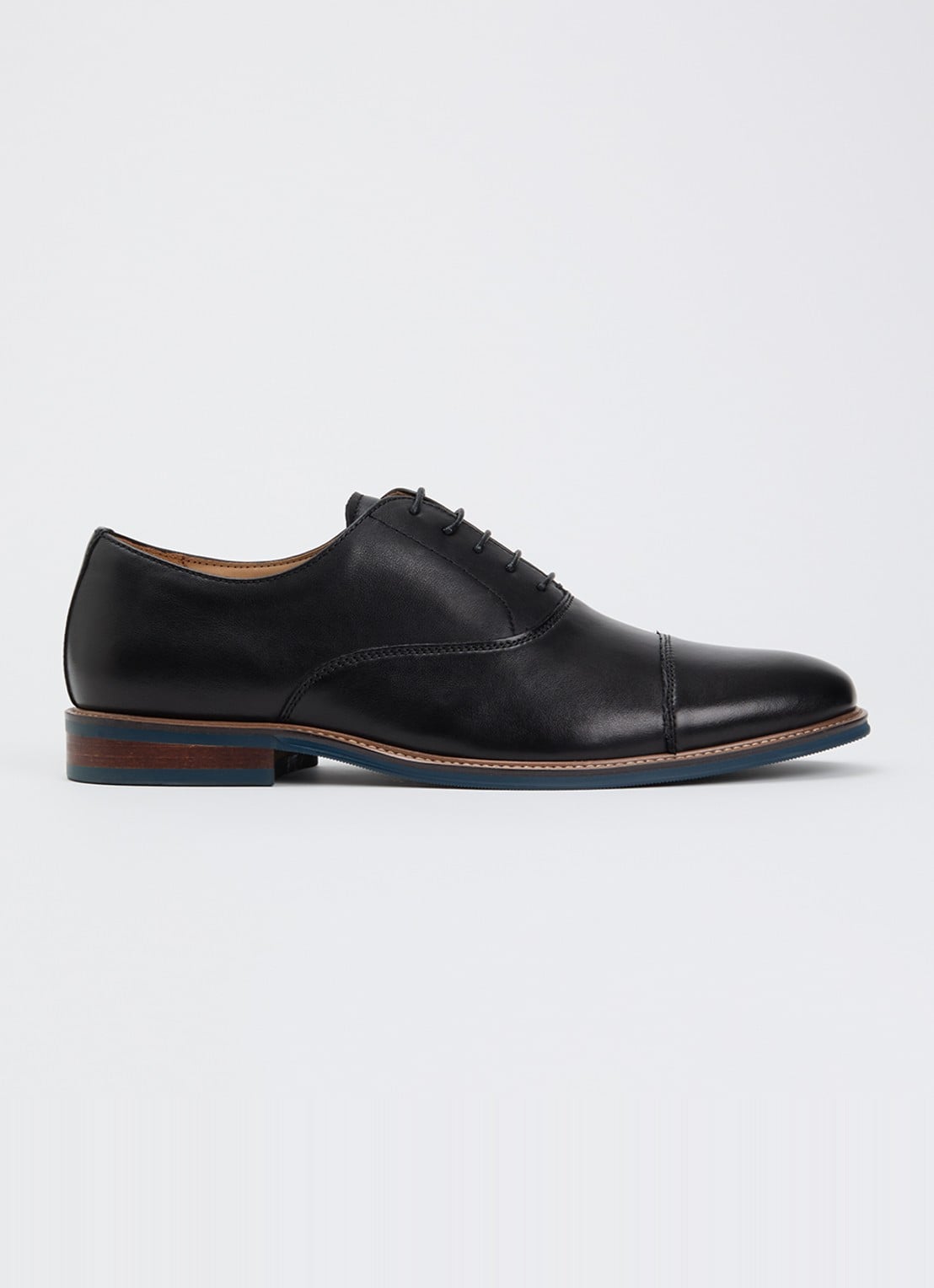 Dune London Stanlakes veterschoen van leer  - voorkant zwart