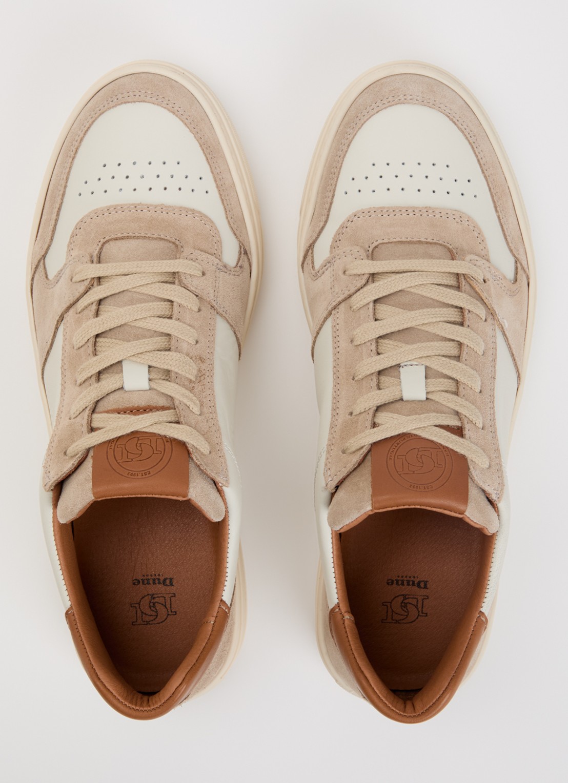 Dune London Tawly sneaker van leer met details van suède - detail 4 beige