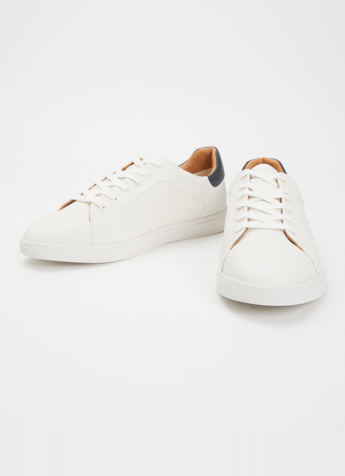 Dune London Traces sneaker met structuur en logo - detail wit