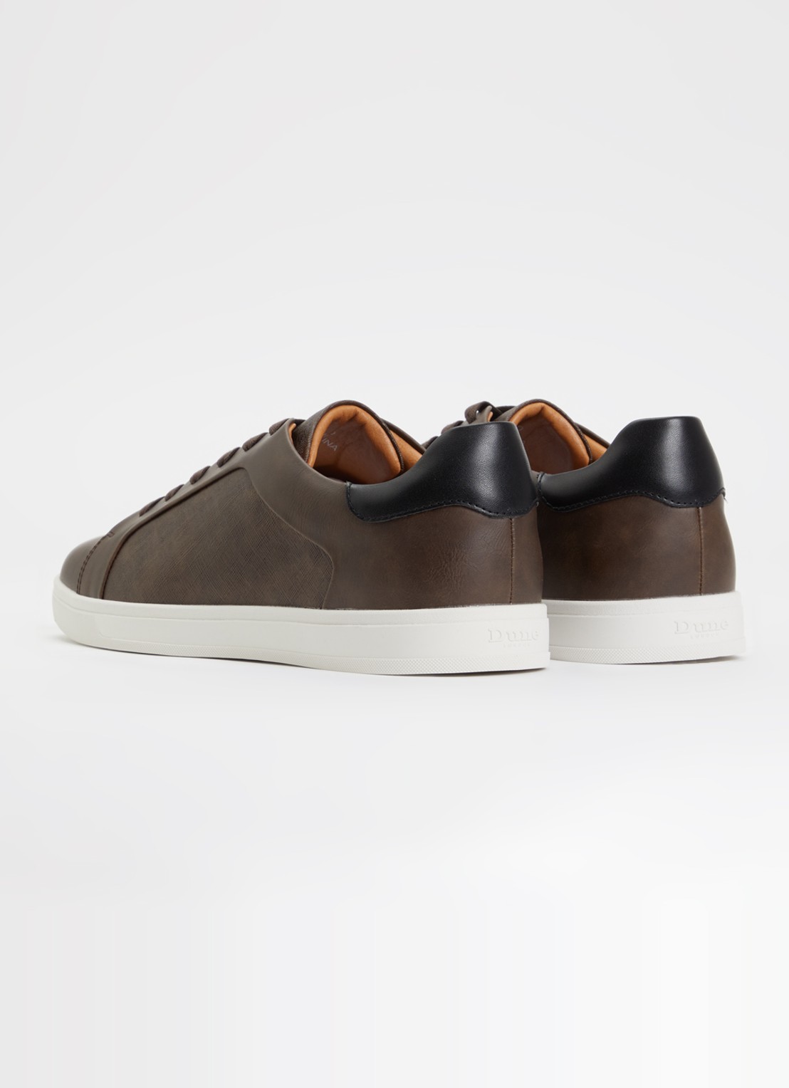 Dune London Traces sneaker met structuur en logo - achterkant bruin