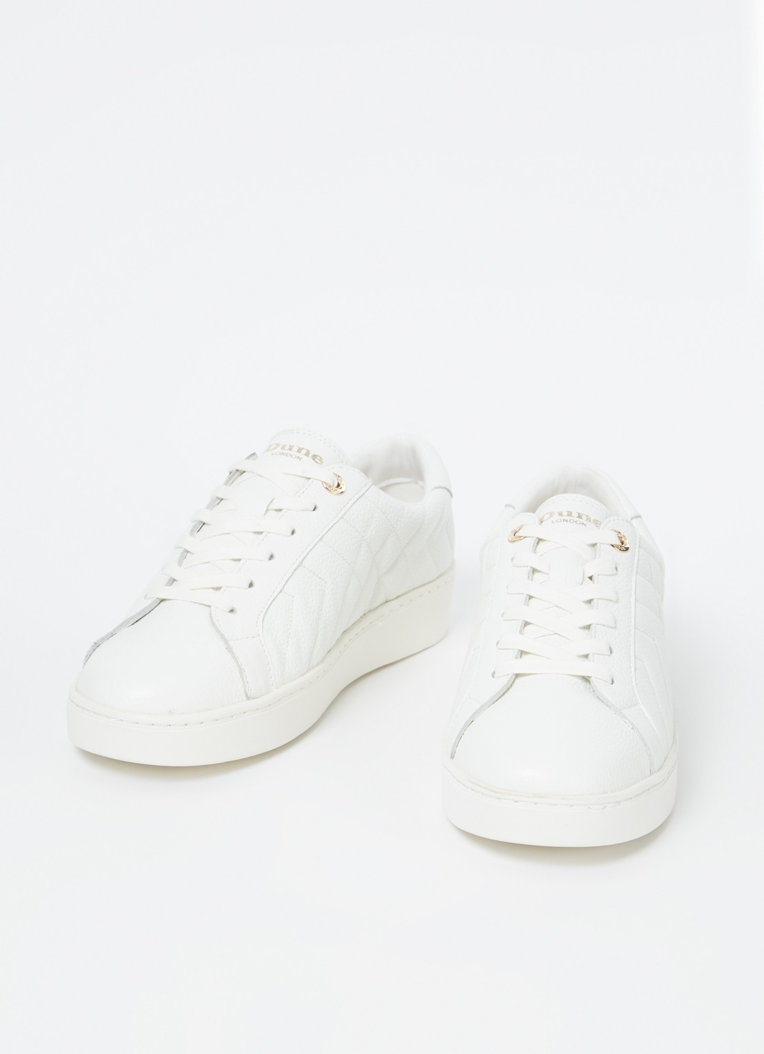 Dune London Wide Fit Egent sneaker van leer met quilt patroon  - detail 2 wit