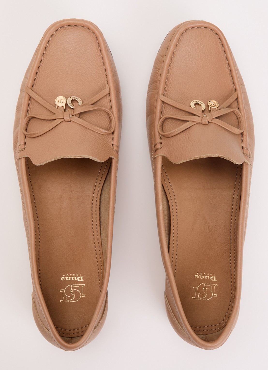 Dune London Wide Fit Grip mocassin van leer - detail 4 camel