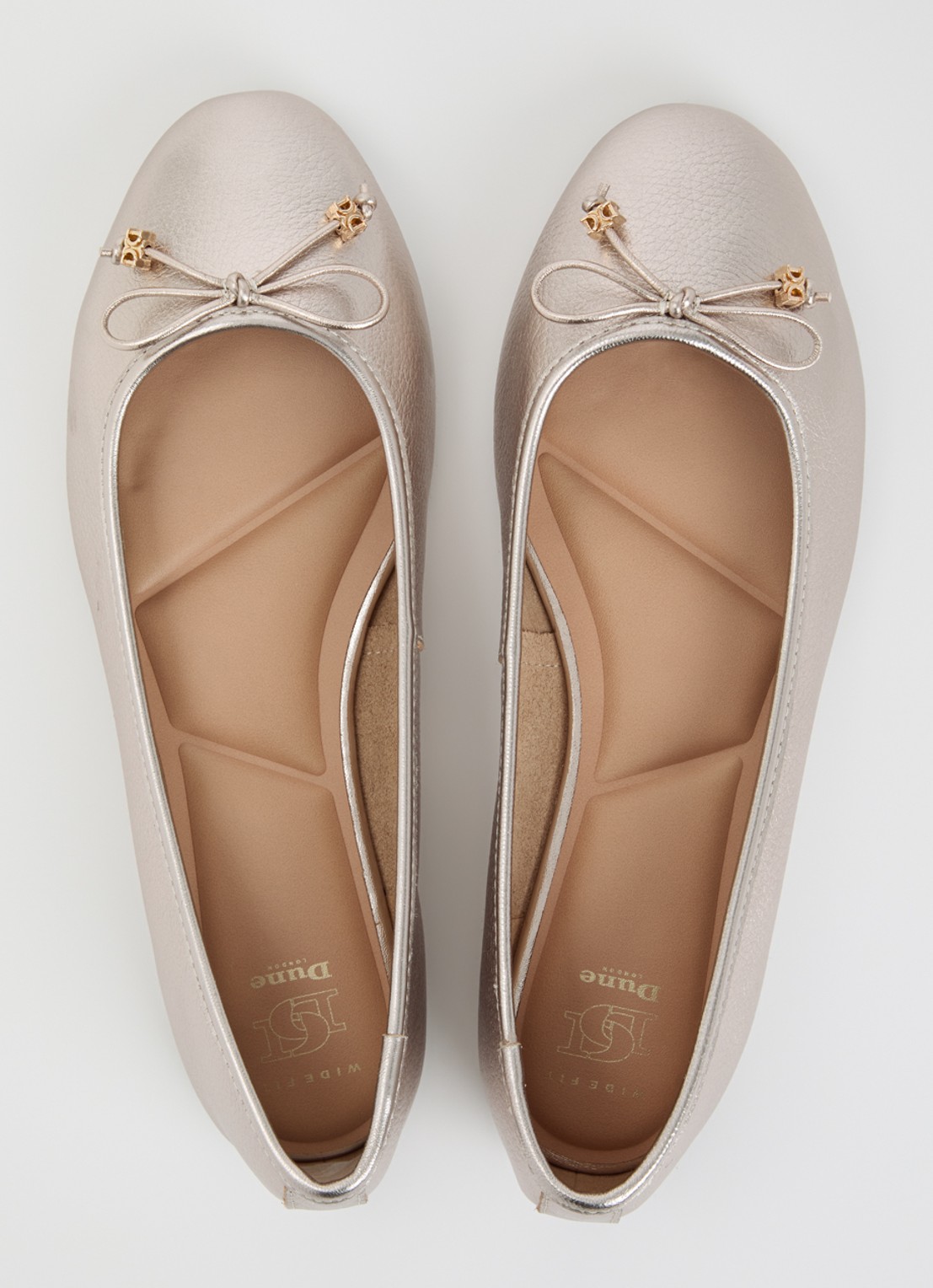 Dune London Wide Fit Hallo ballerina met strikdetail - detail 4 zilver