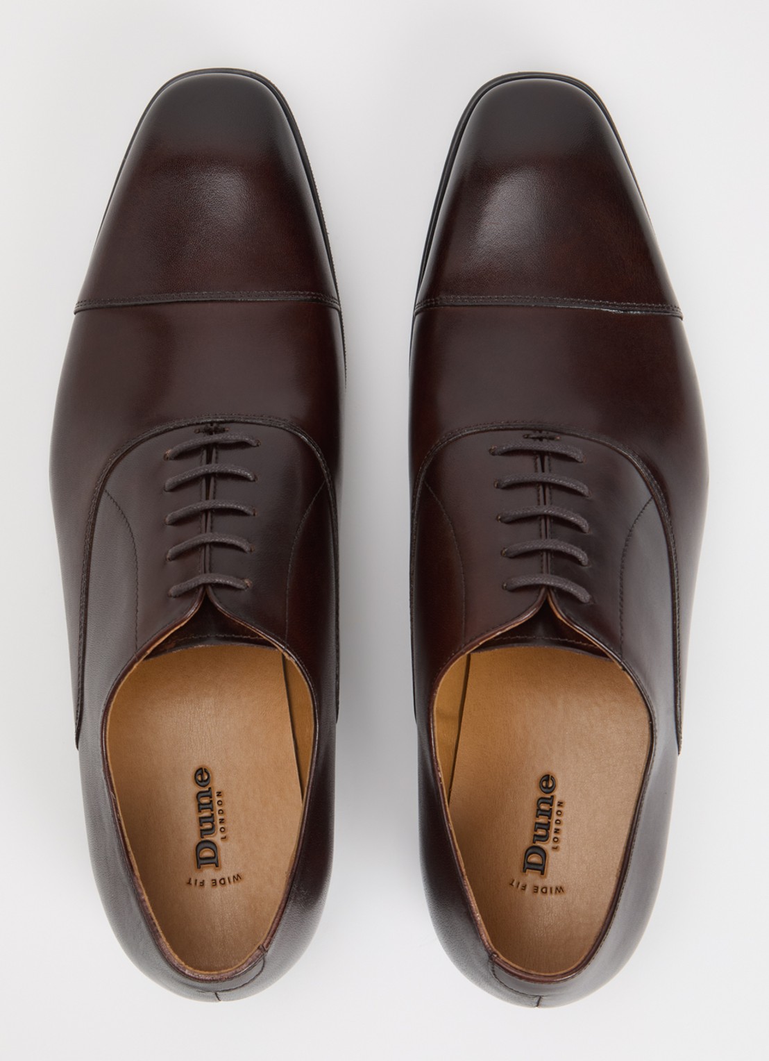 Dune London Wide Fit Solver veterschoen van leer met lakfinish - detail 2 donkerbruin