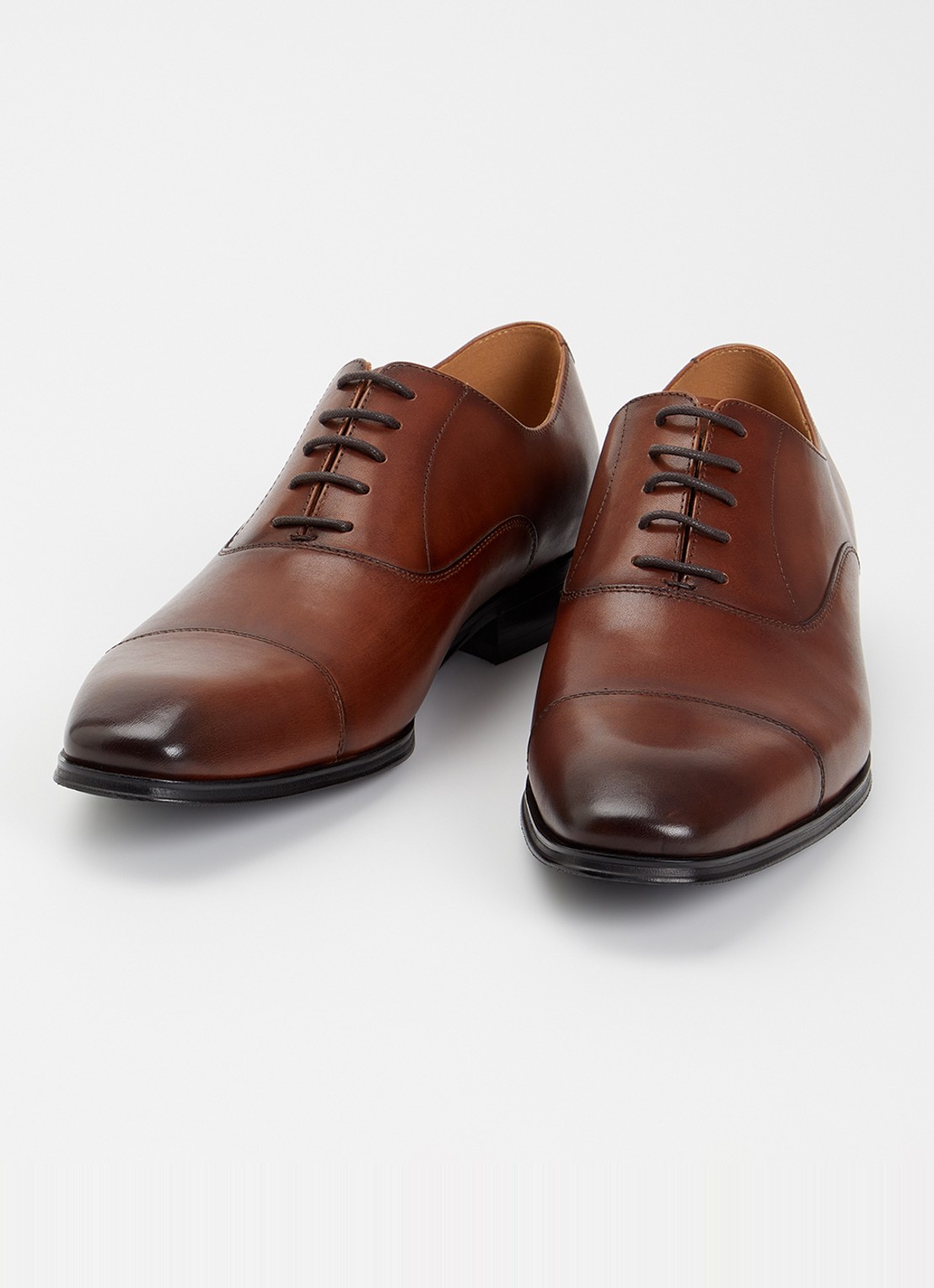 Dune London Wide Fit Solver veterschoen van leer met lakfinish - detail oranjebruin