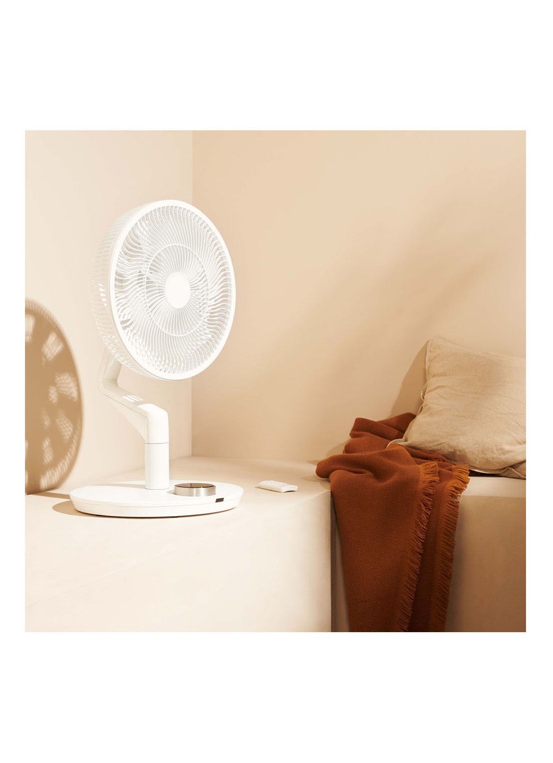 Duux Whisper Flex Ultimate verstelbare vloerventilator met batterij, 103 cm - detail 2 wit
