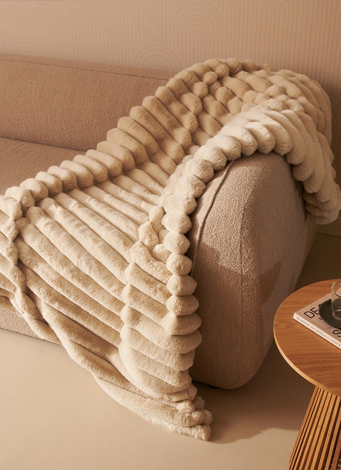 Duux Yentl warmtedeken - voorkant 4 beige
