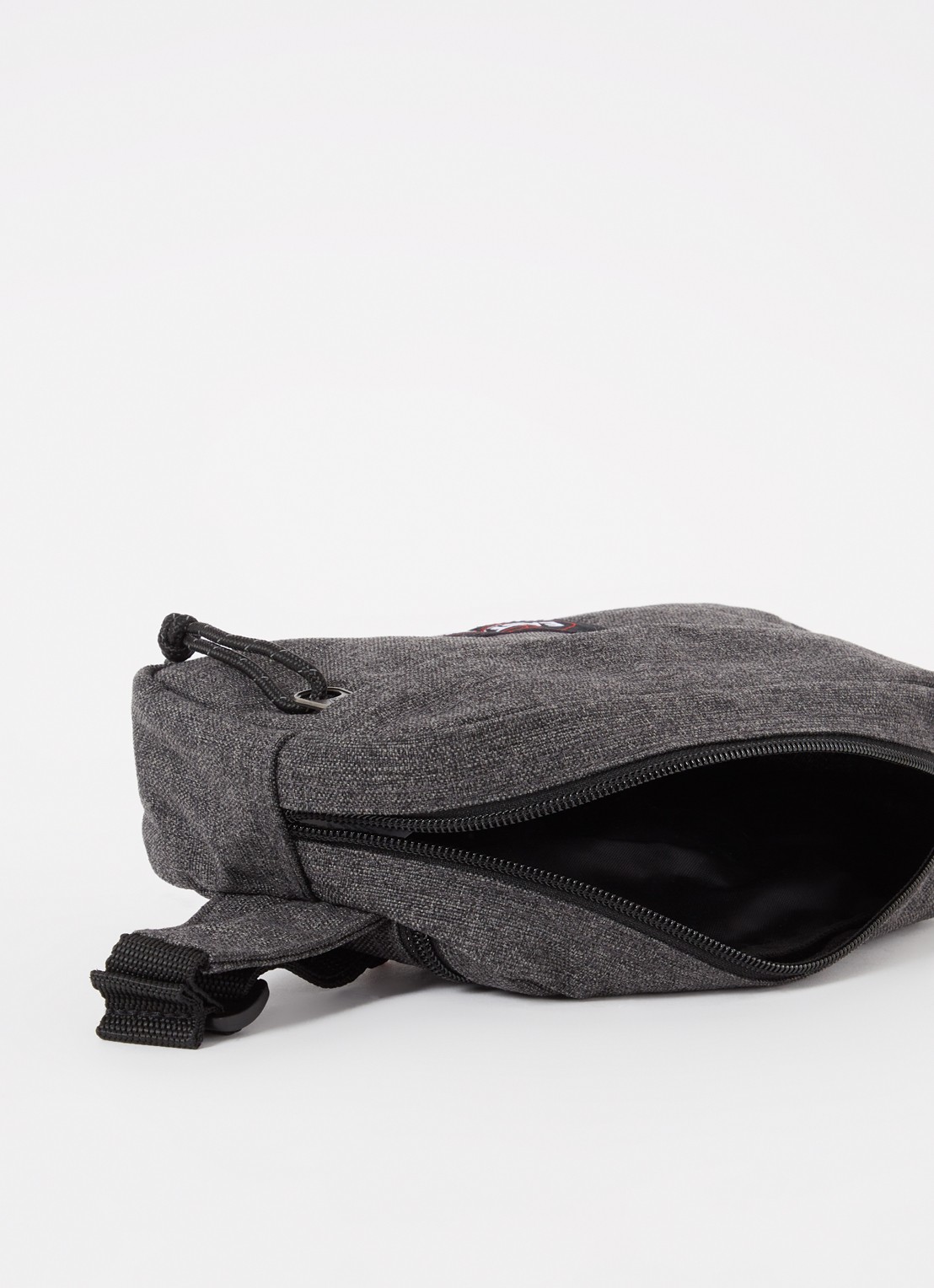 Eastpak Bouncer heuptas met logo - detail 2 antraciet