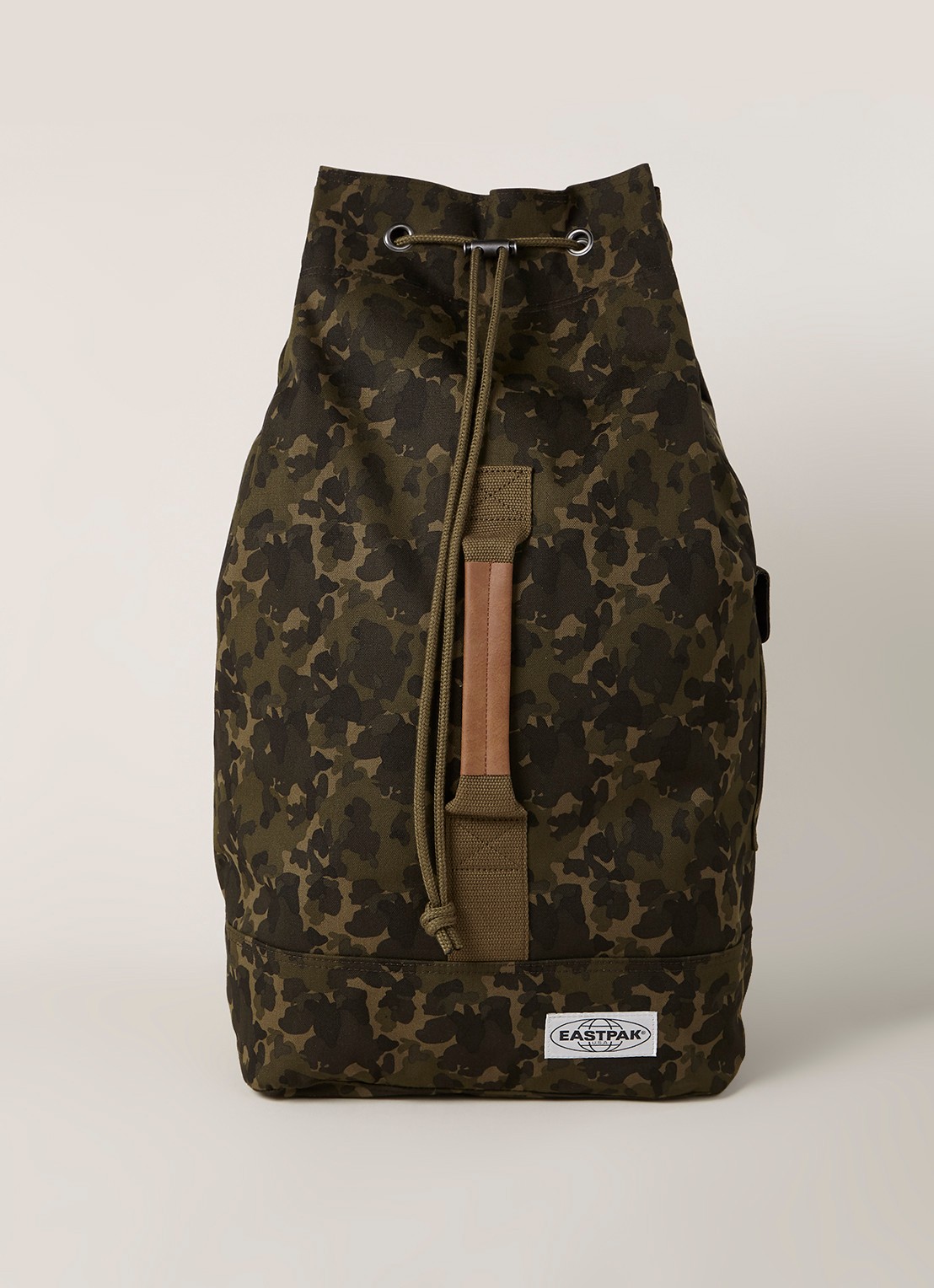 Eastpak Plister rugzak met camouflageprint - voorkant 2 legergroen