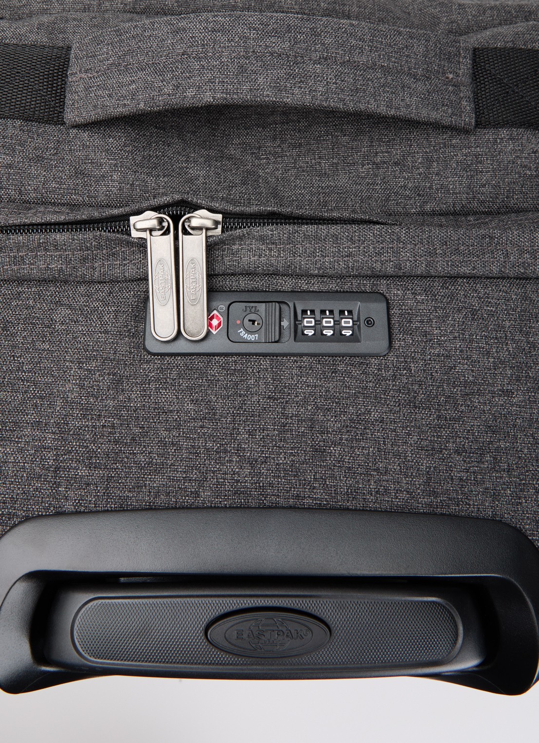 Eastpak Transit'R Plus L trolley 79 cm - detail 2 zwart