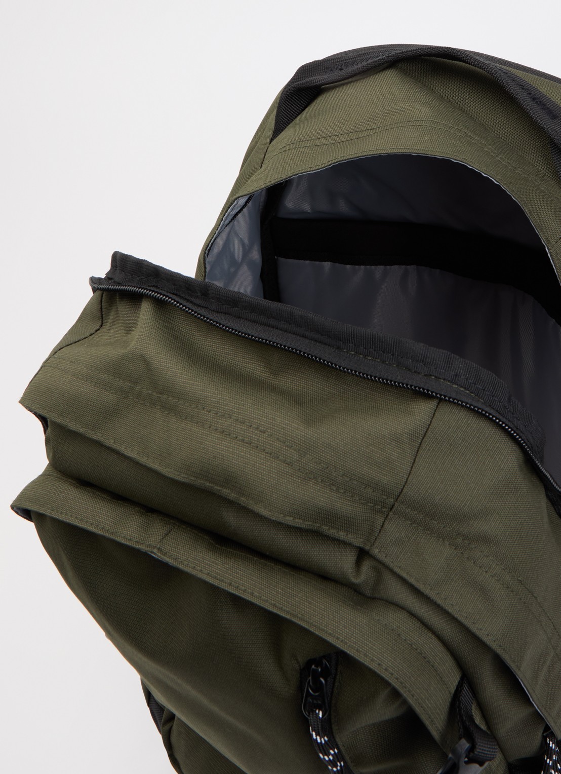 Eastpak Volker Pro rugzak met 16 inch laptopvak   - detail 3 bronsgroen