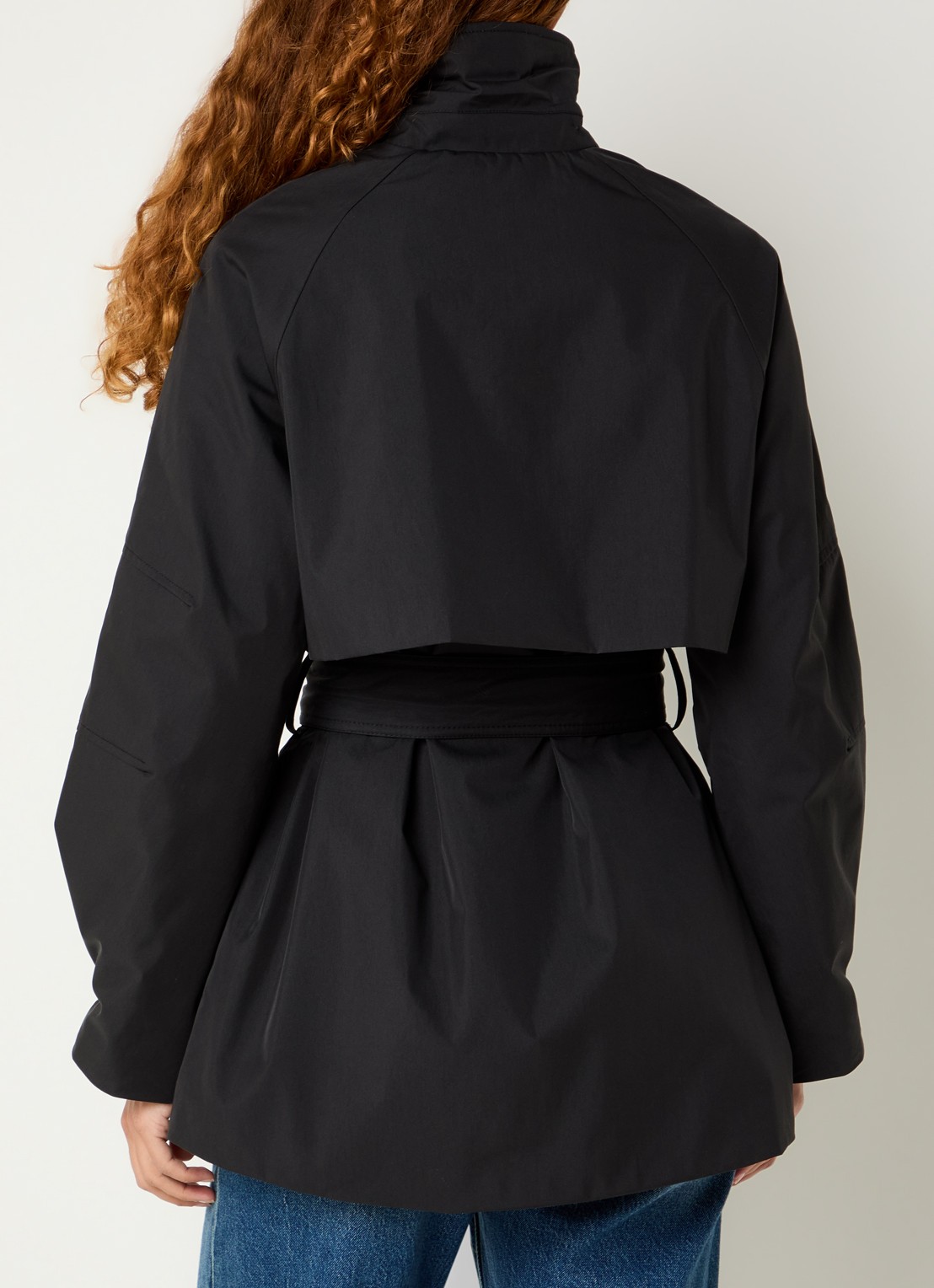 Elvine Roya trenchcoat met opstaande kraag en strikceintuur - achterkant 3 zwart