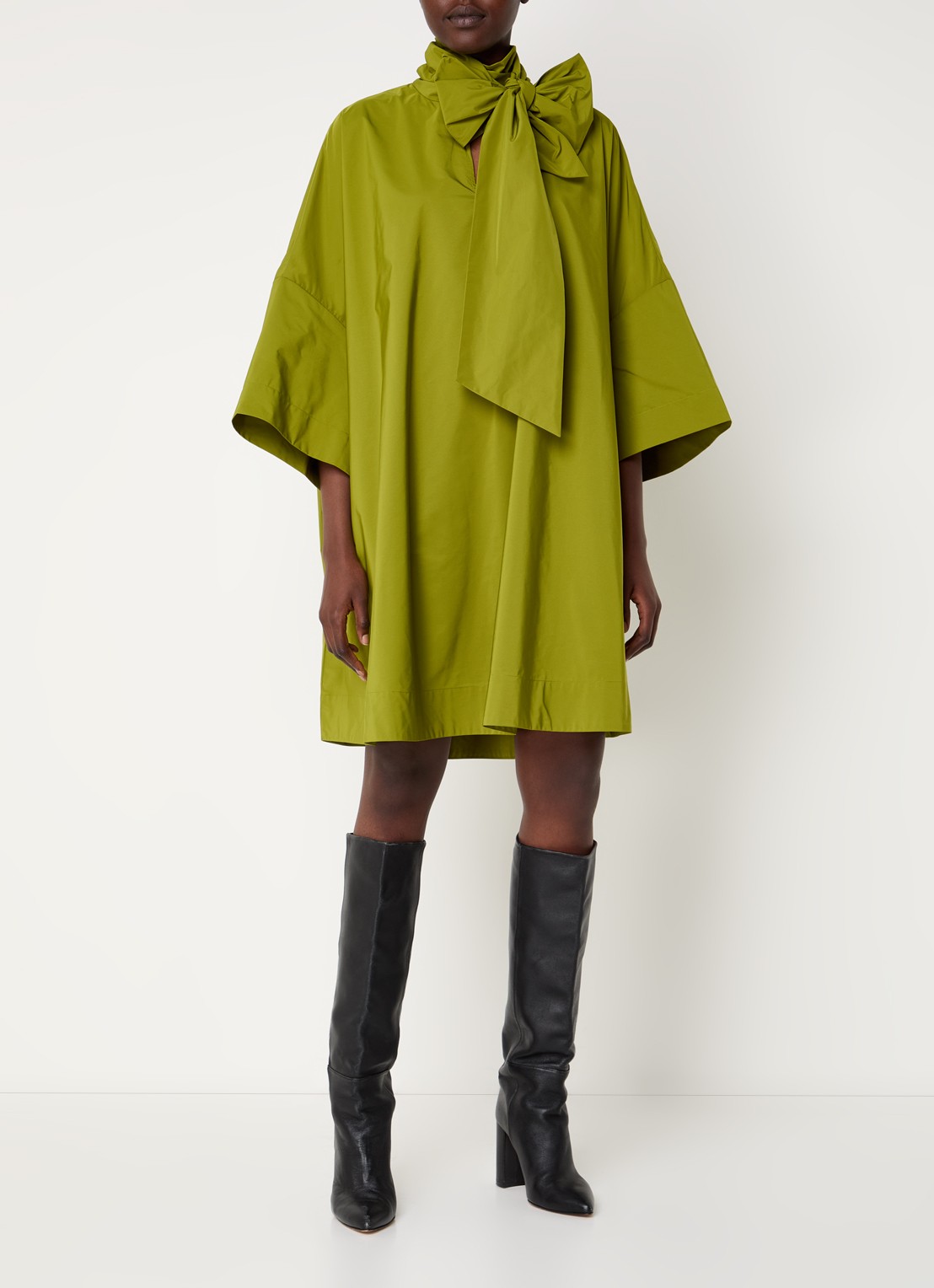 Essentiel Antwerp Greezer midi jurk met sjaalkraag - voorkant 4 groen