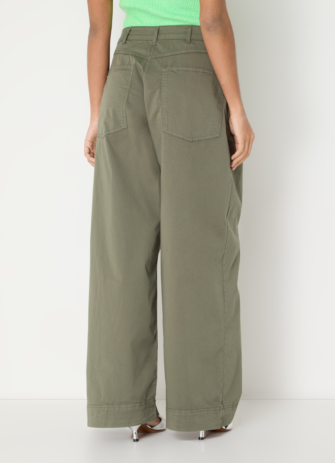 Essentiel Antwerp High waist loose fit broek met steekzakken - achterkant 2 groen