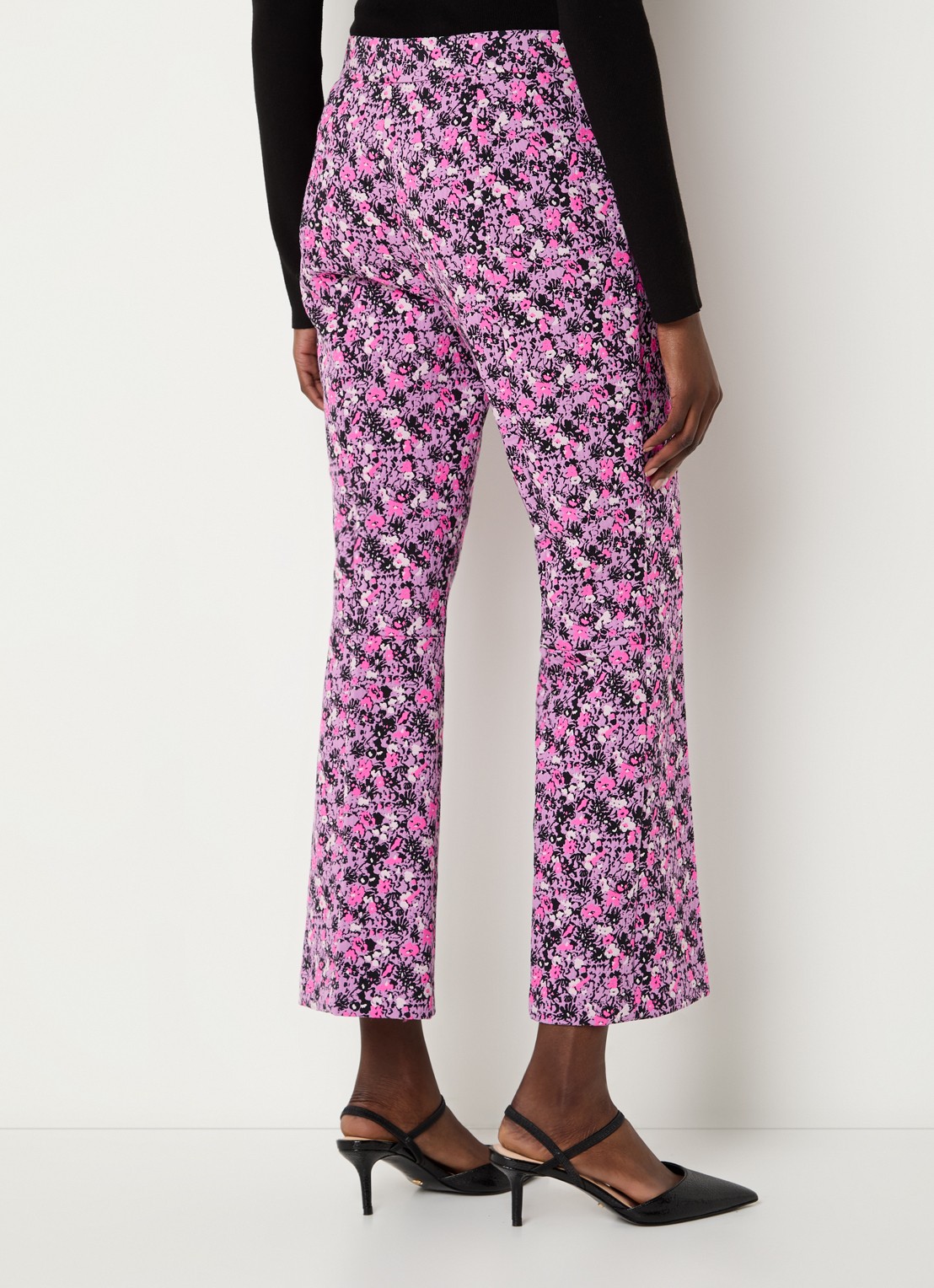 Essentiel Antwerp High waist straight fit cropped pantalon met jacquard dessin - achterkant paars