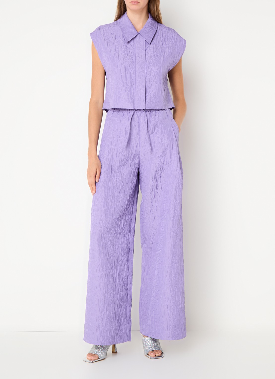 Essentiel Antwerp High waist wide fit broek met jacquard dessin - voorkant 3 paars