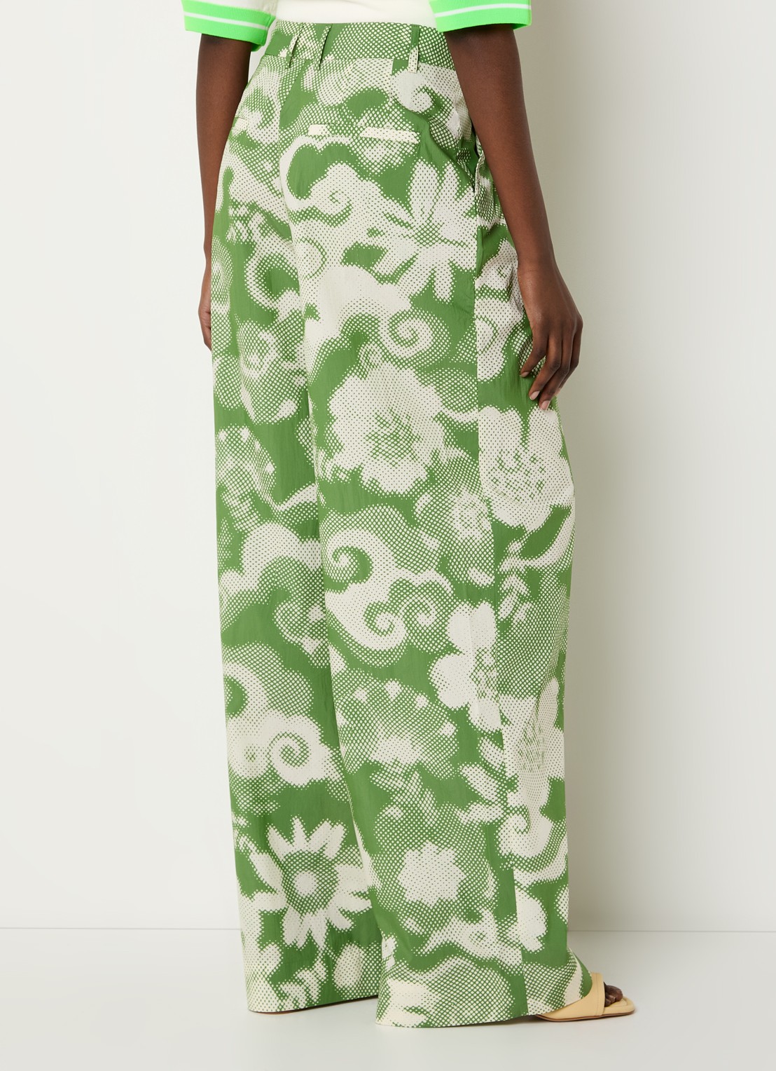 Essentiel Antwerp High waist wide fit palazzo broek met print - achterkant 4 groen