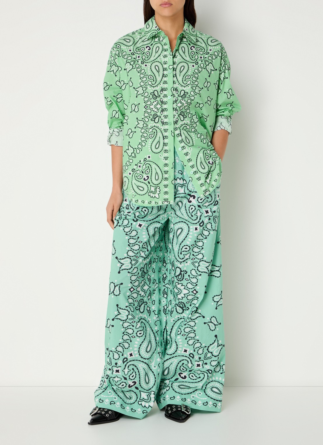 Essentiel Antwerp Histende oversized blouse met paisley dessin - voorkant 3 turquoise