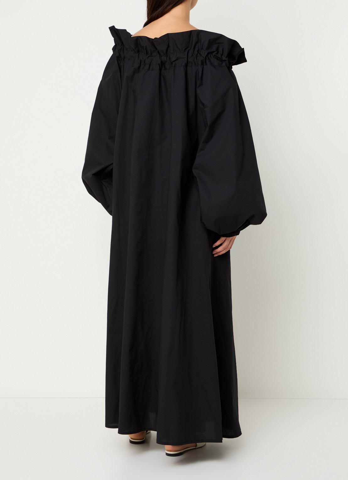 Essentiel Antwerp Hojito maxi off shoulder jurk met ballonmouw en strikdetail - achterkant 2 zwart