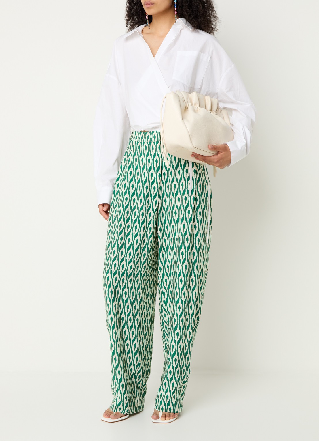 Essentiel Antwerp Ihalton high waist wide fit palazzo broek met print - voorkant 3 groen