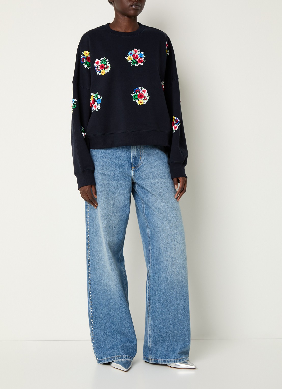 Essentiel Antwerp Itro sweater met pailletten en strass - voorkant 4 donkerblauw