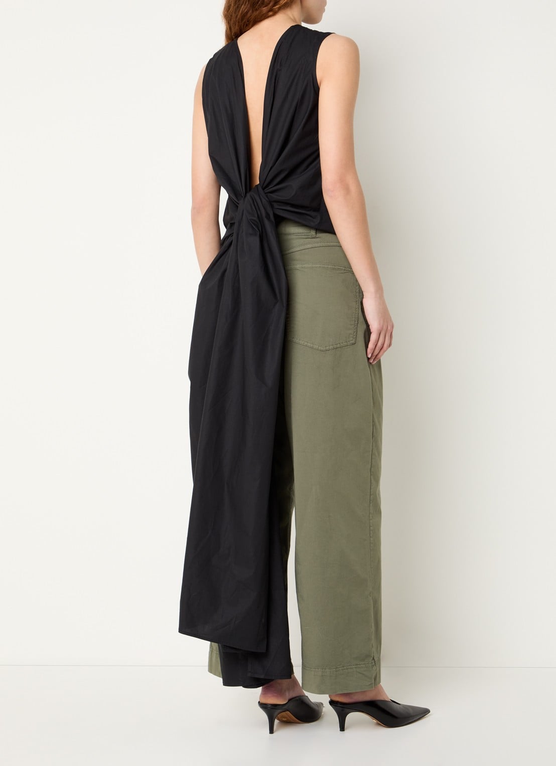 Essentiel Antwerp Jelani top met gestrikt detail en rugdecolleté - achterkant zwart