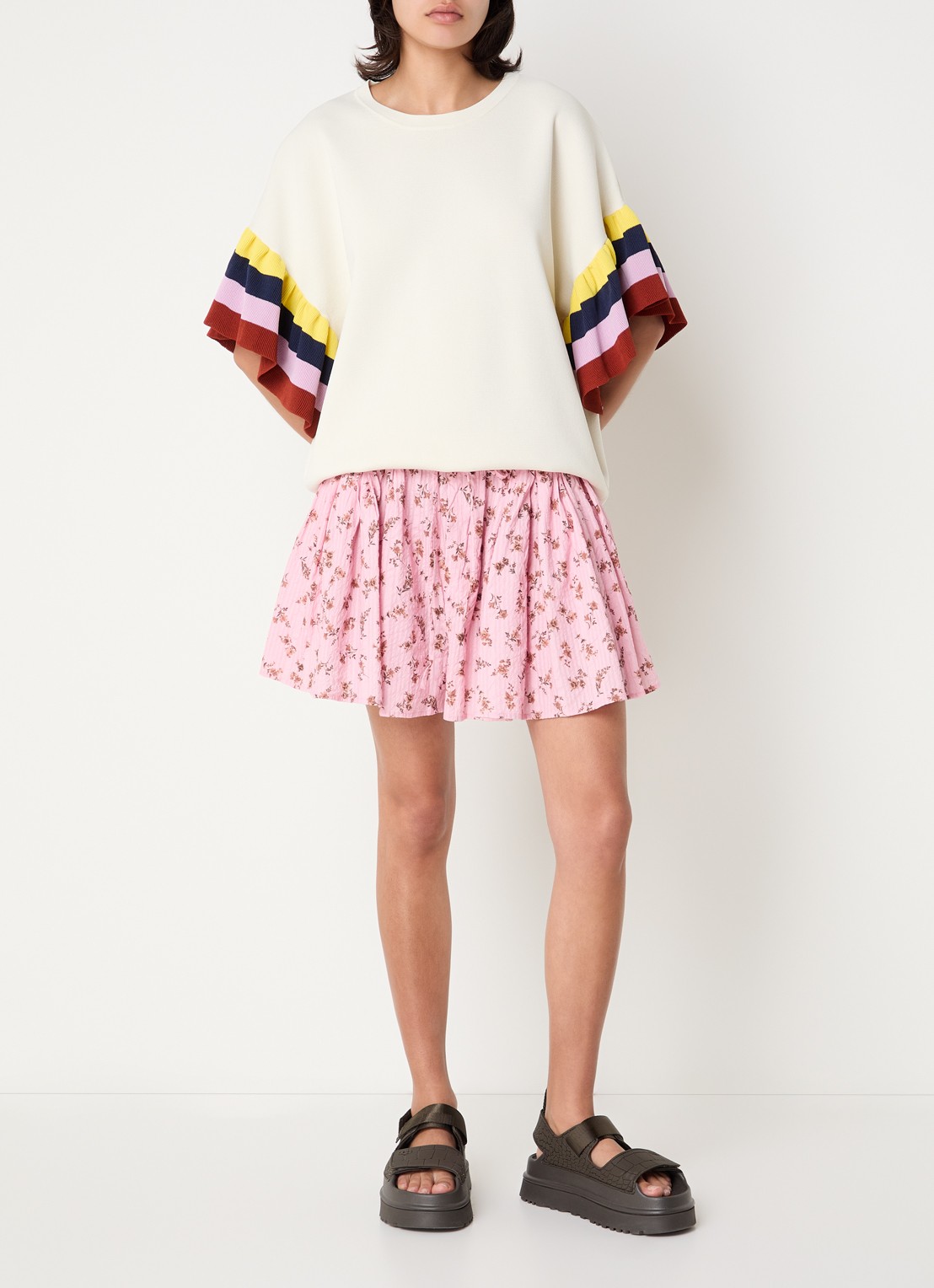 Essentiel Antwerp Jittery high waist wide fit korte broek met bloemenprint - voorkant 4 roze