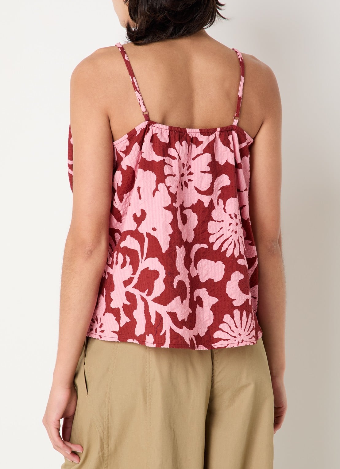 Essentiel Antwerp Jogs mouwloze top met print en strikdetail - achterkant cranberryrood