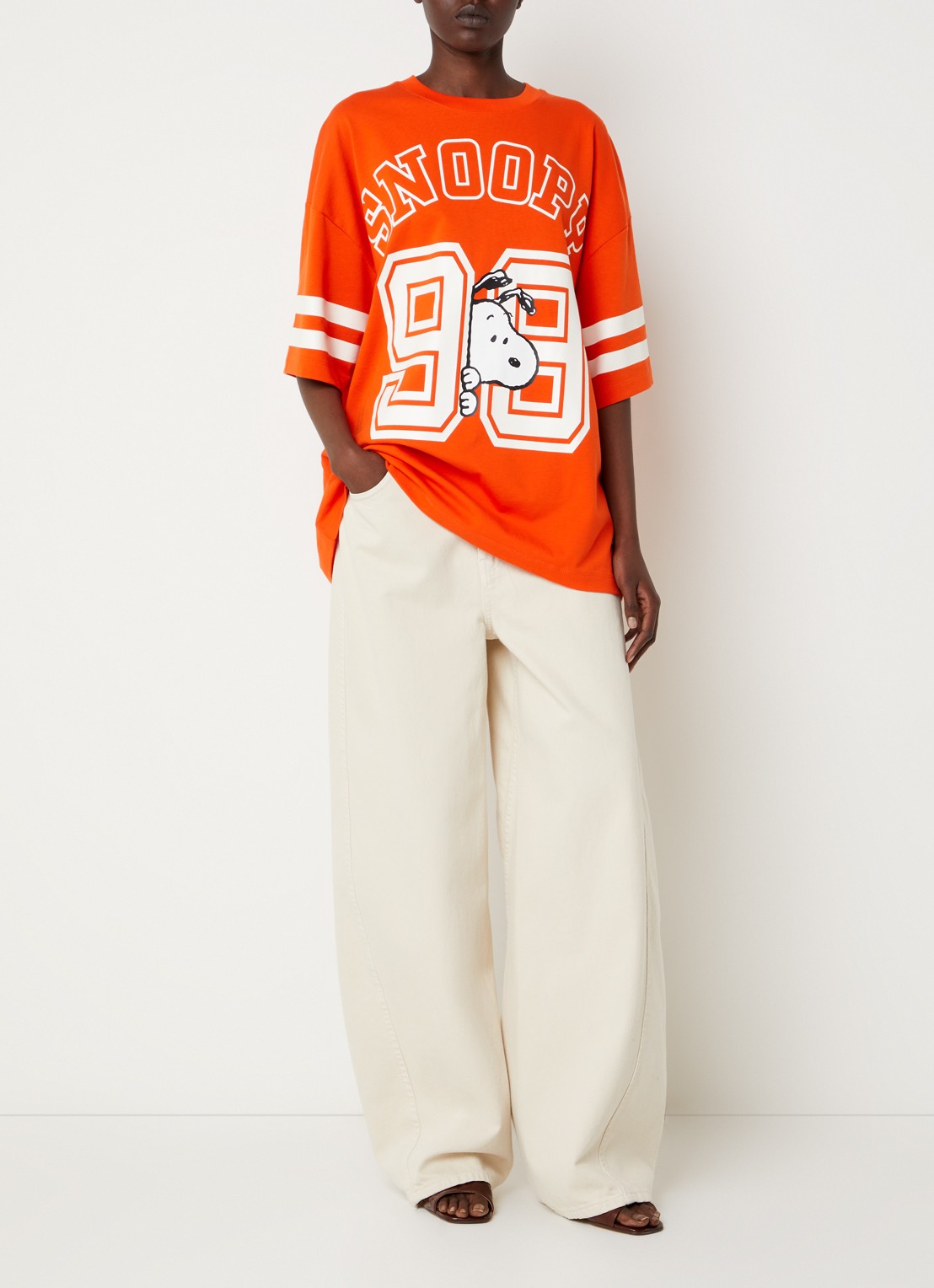 Essentiel Antwerp Joopio T-shirt met front- en backprint - voorkant 3 oranjerood
