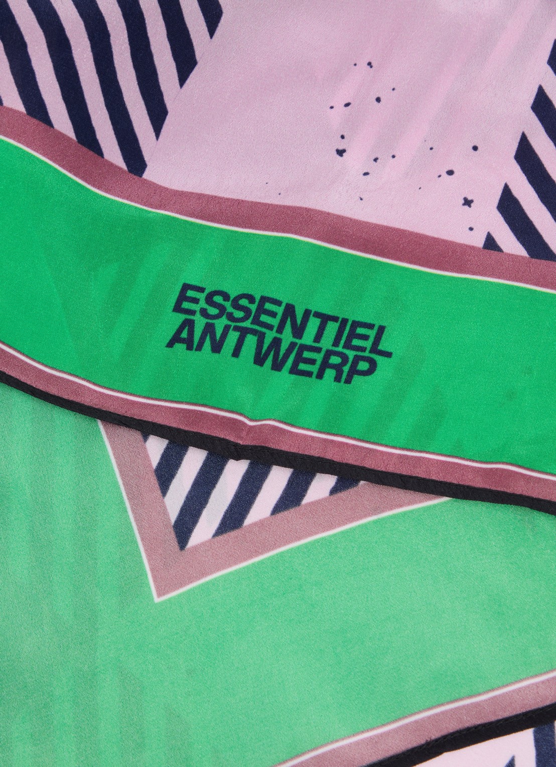 Essentiel Antwerp Joopy sjaal met print  - detail 2 lila