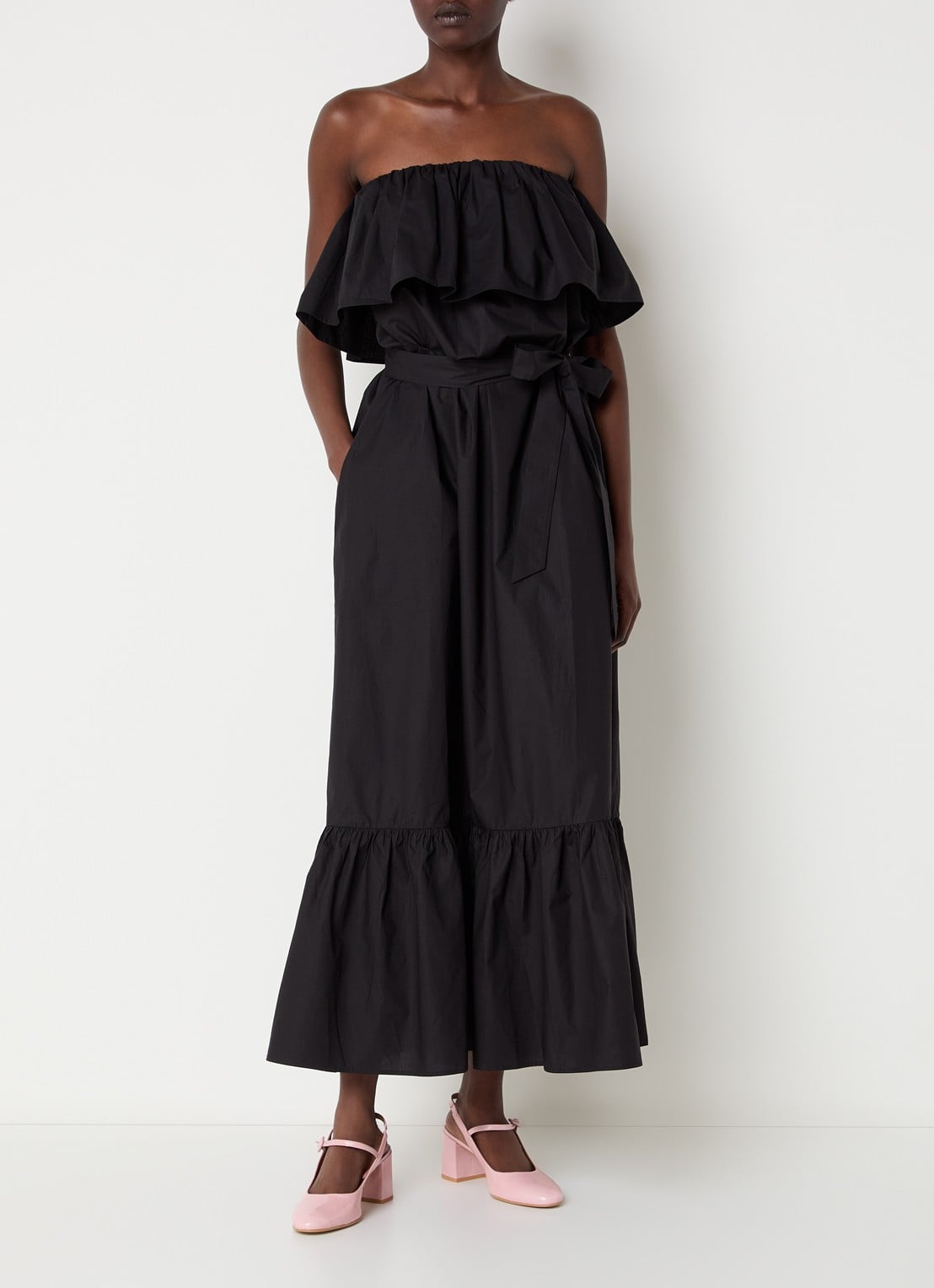 Essentiel Antwerp Joyce strapless maxi jurk met steekzakken en volant - detail 2 zwart