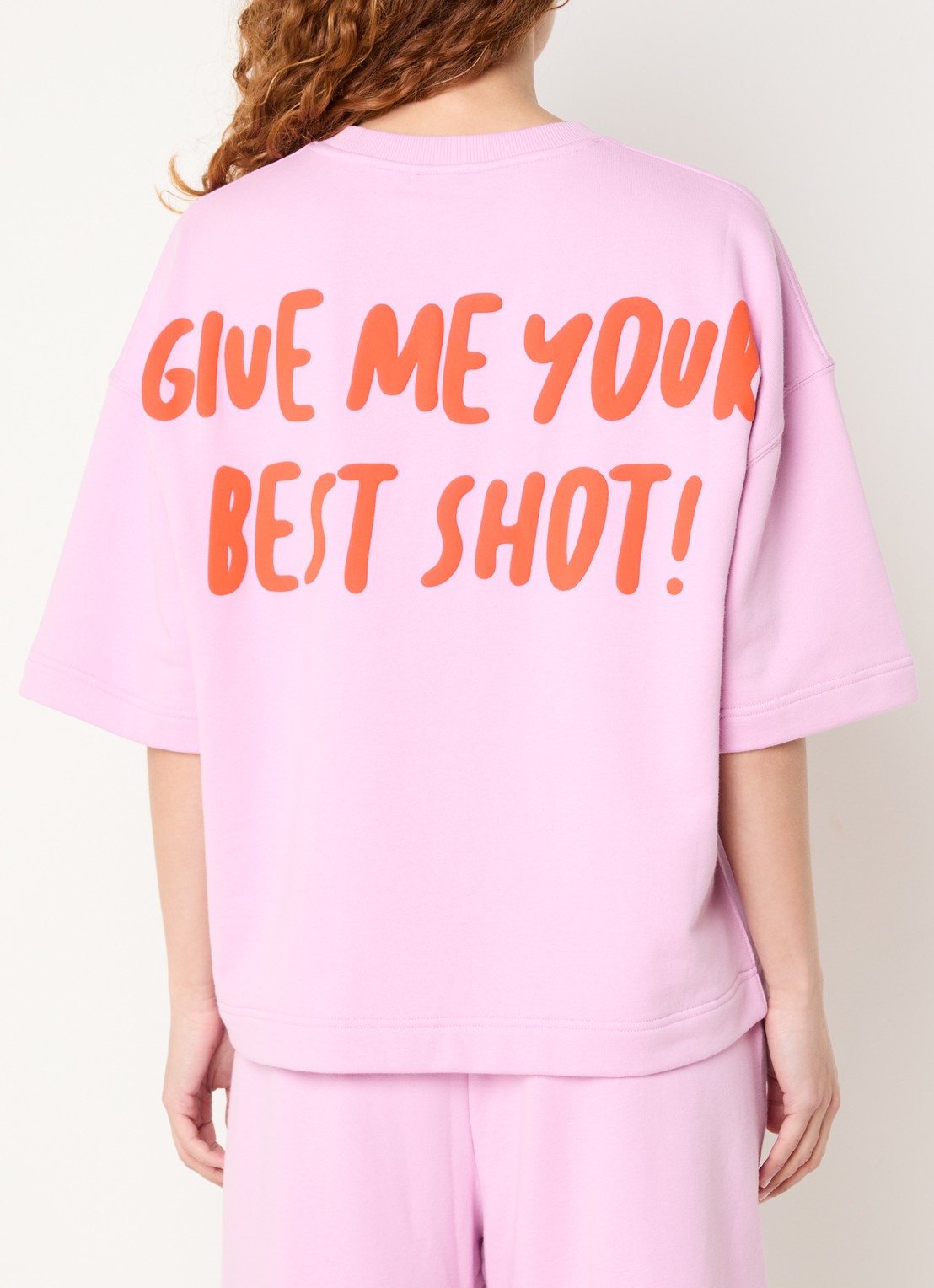 Essentiel Antwerp Jumpi sweater met front- en backprint - achterkant donkerrood