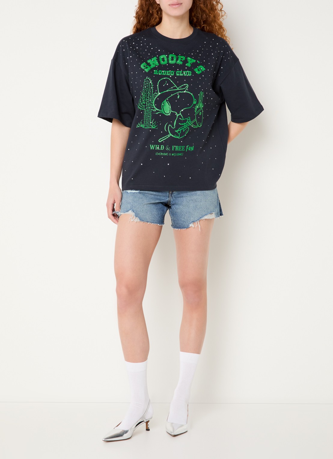 Essentiel Antwerp Junki T-shirt met strass en print - voorkant 4 antraciet