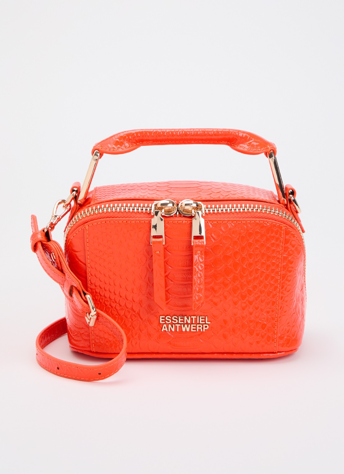 Essentiel Antwerp Jussi Mini handtas van leer met studs en afneembare schouderriem - voorkant 5 oranje