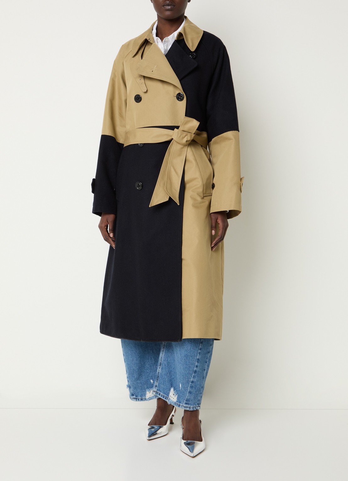 Essentiel Antwerp Just trenchcoat in wolblend met patchwork - detail 4 khaki