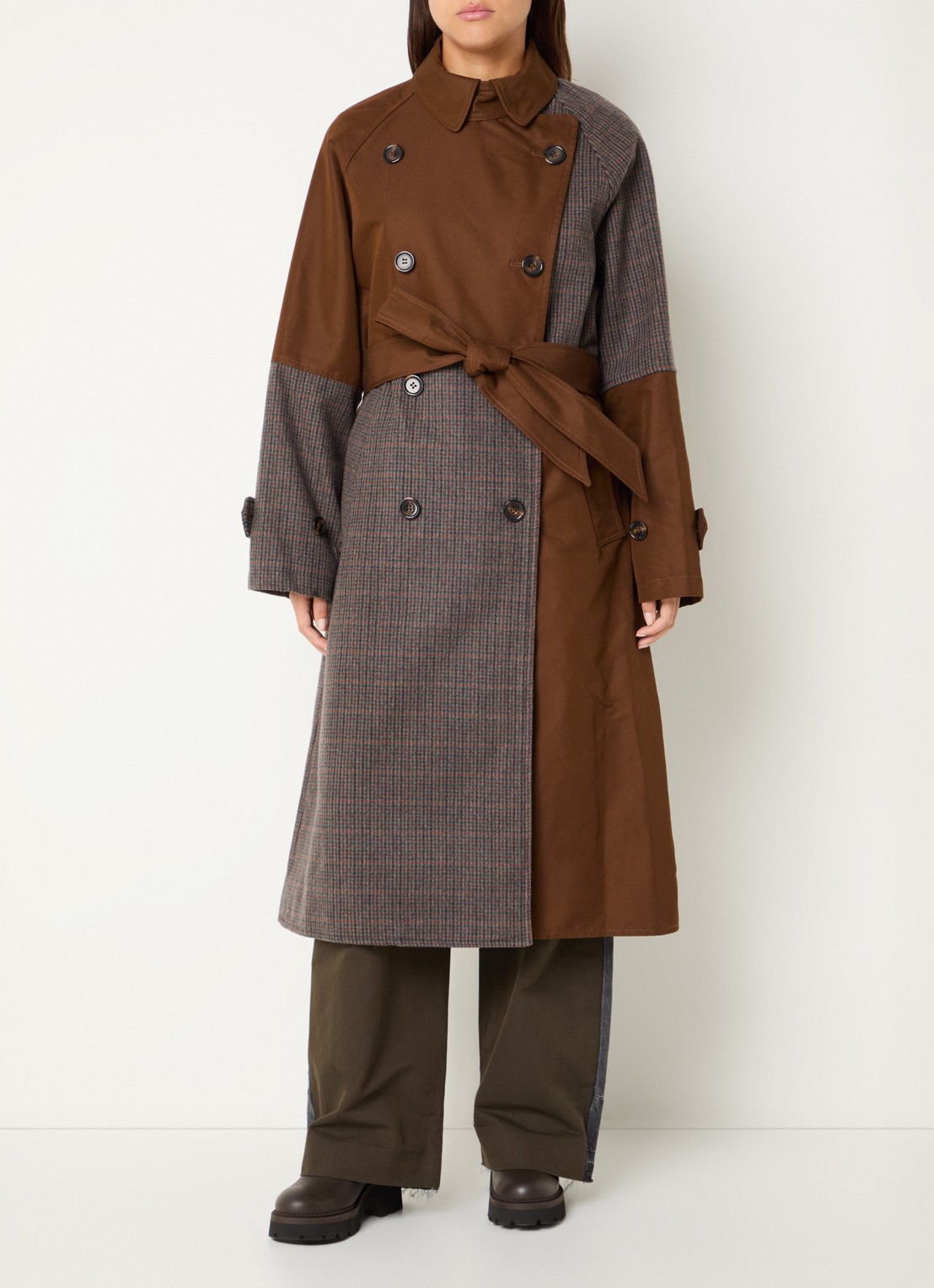 Essentiel Antwerp Kagu trenchcoat in wolblend met ruitdessin - detail roodbruin