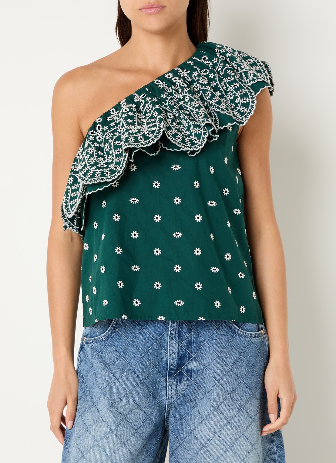 Essentiel Antwerp Kathscallop one shoulder top met ruches en broderie - detail 3 donkergroen