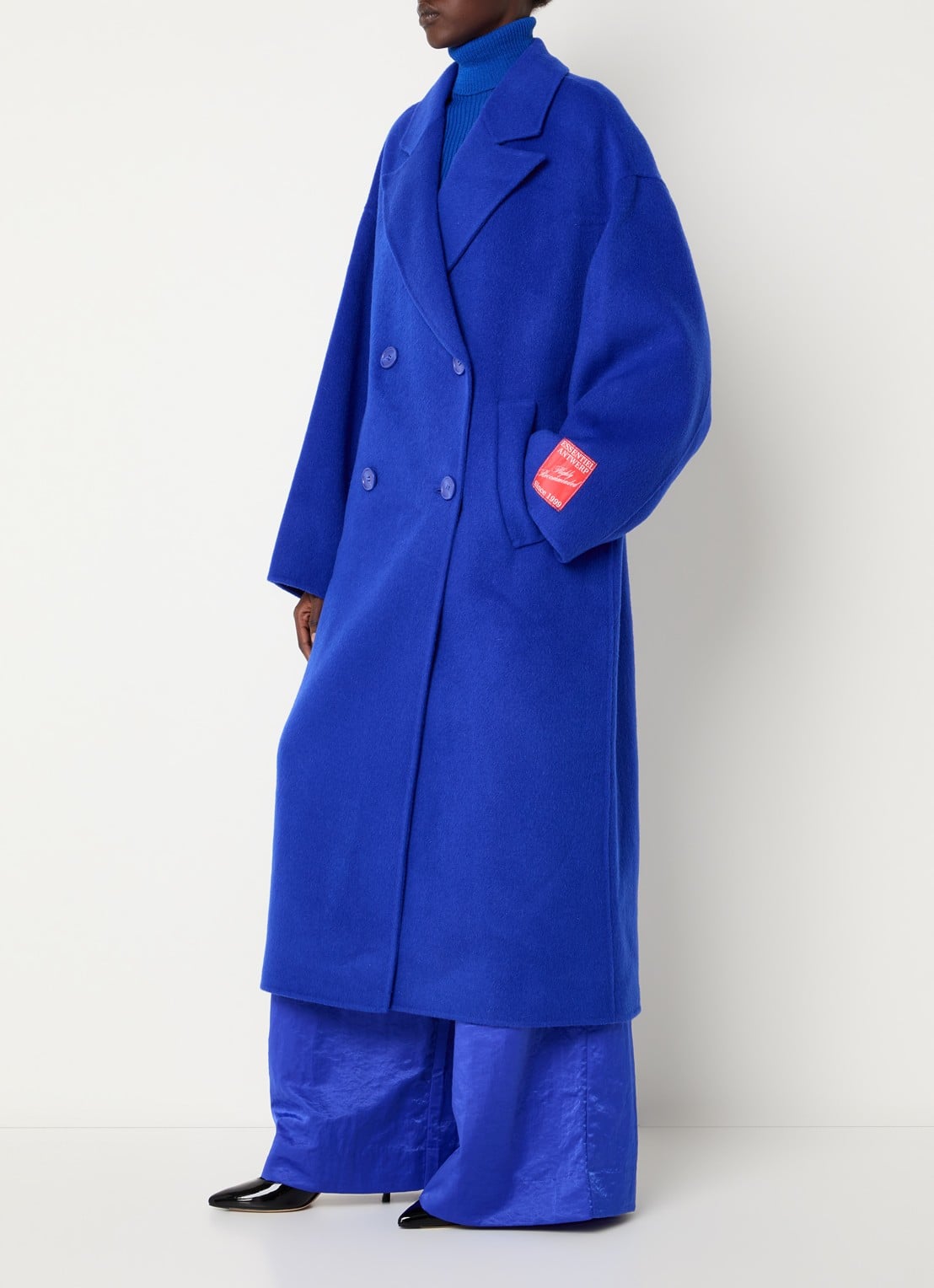 Essentiel Antwerp Kelp oversized mantel van wol met steekzakken - detail kobaltblauw