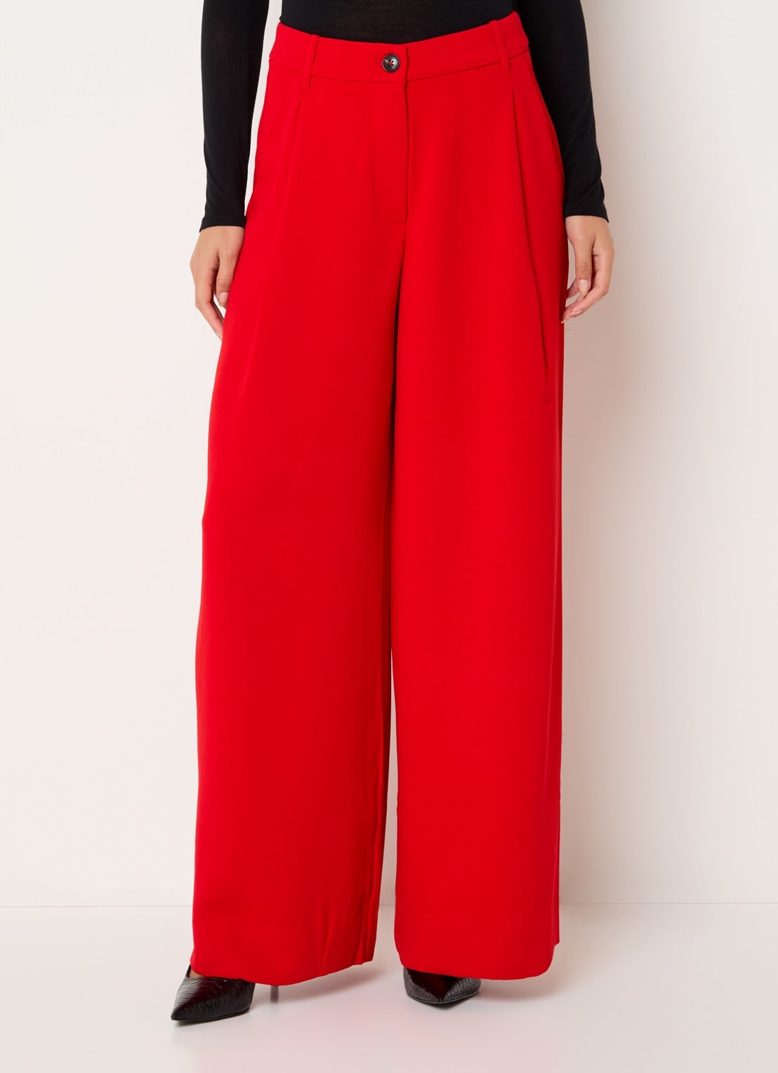 Essentiel Antwerp Kelsea high waist wide fit pantalon met steekzakken - detail rood