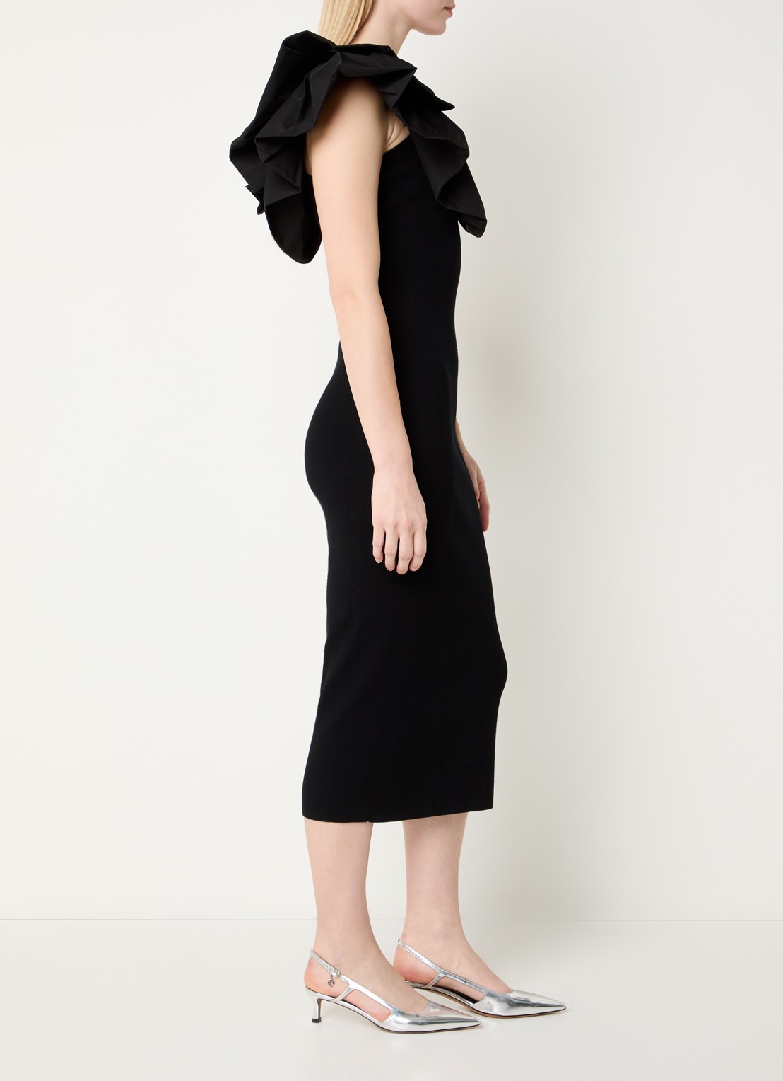 Essentiel Antwerp Klack one shoulder midi jurk - voorkant 4 zwart
