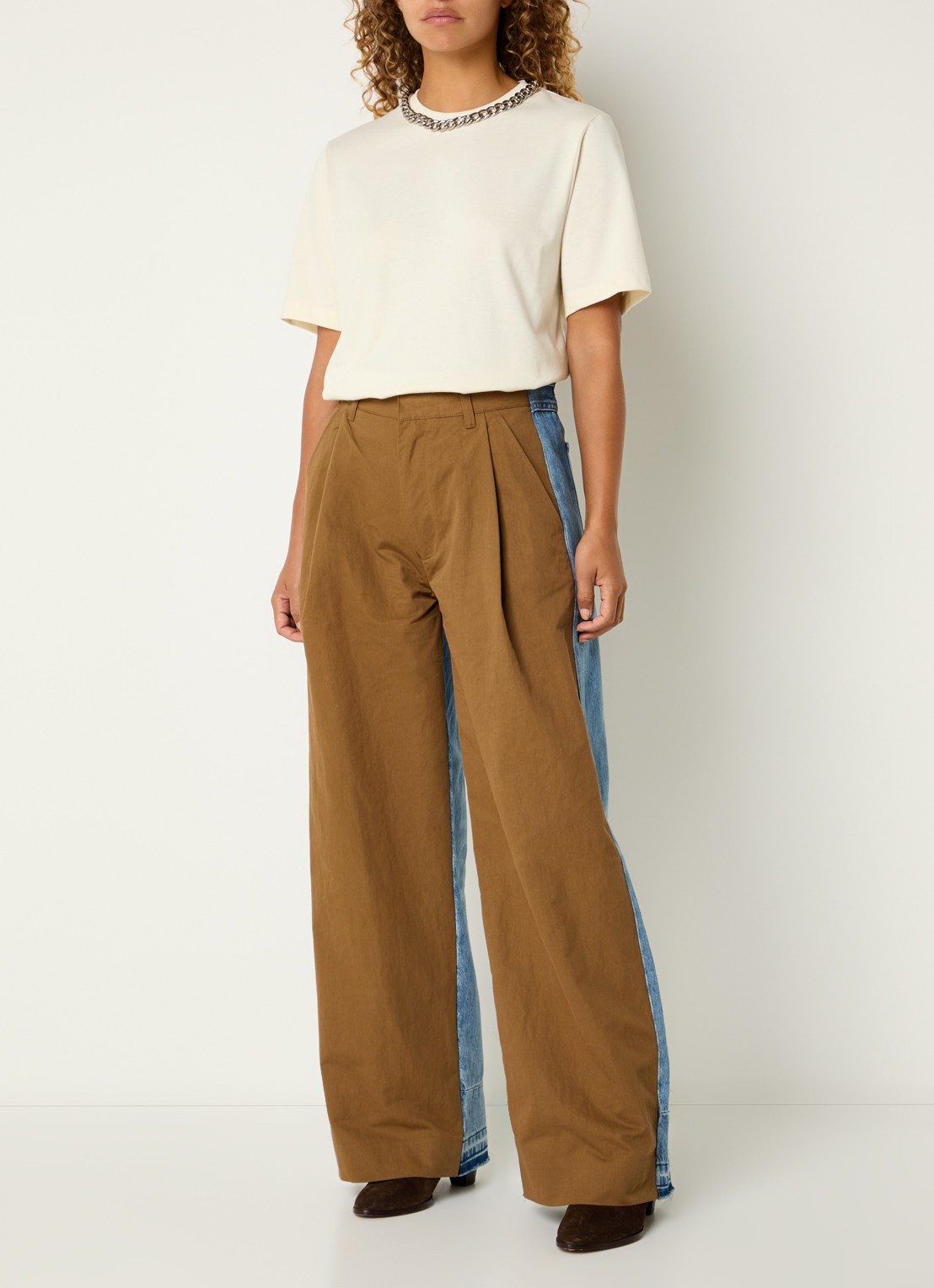 Essentiel Antwerp Klaim T-shirt met stretch - voorkant 3 creme