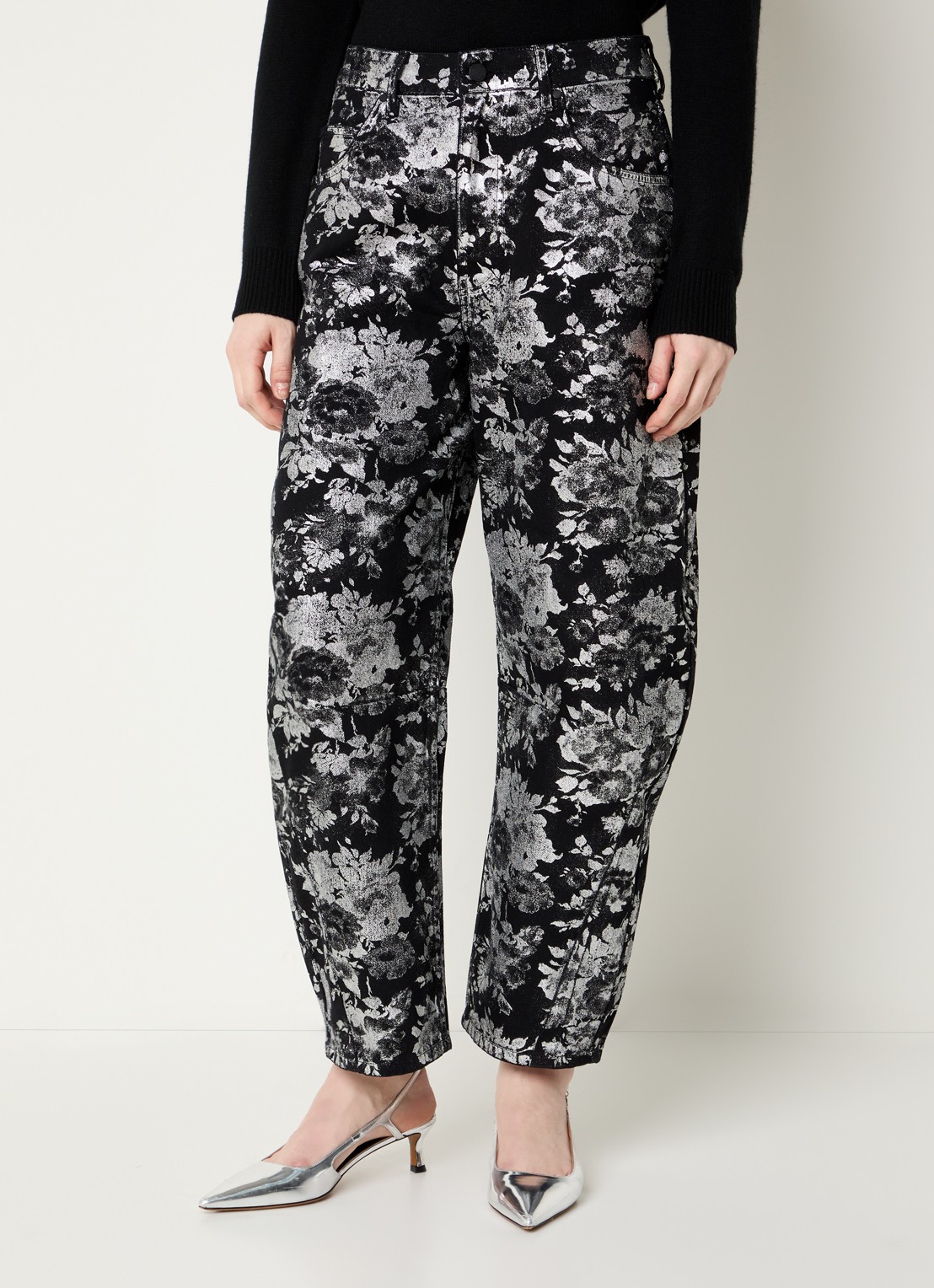 Essentiel Antwerp Ko jeans met print en steekzakken - detail zwart