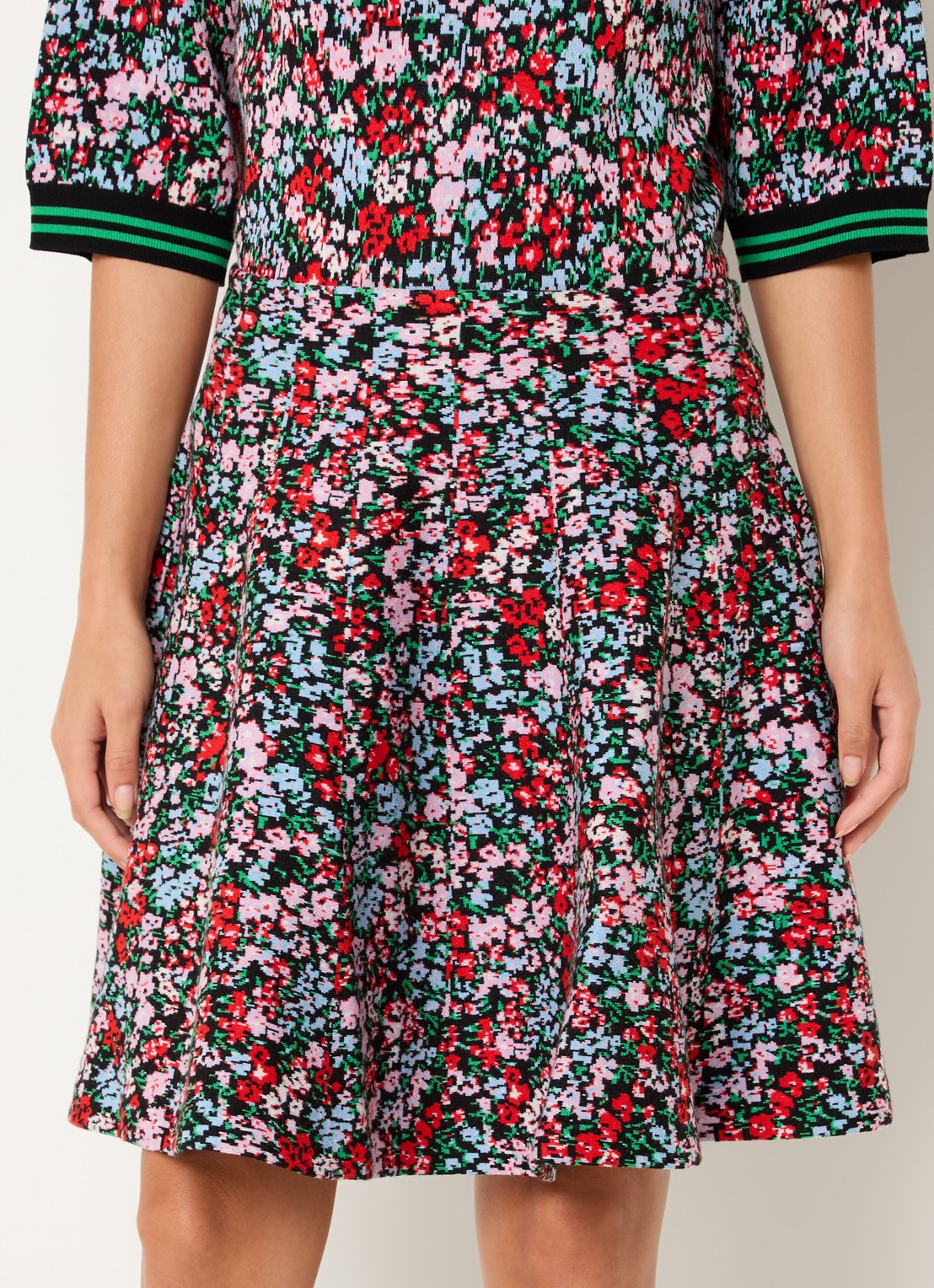 Essentiel Antwerp Konnie mini rok met print - detail 4 rood