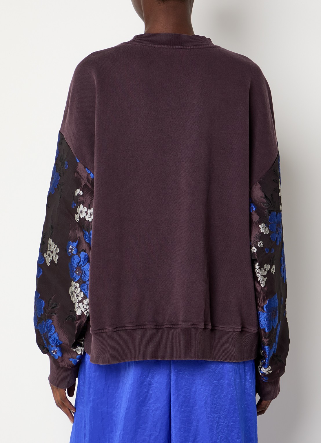 Essentiel Antwerp Kueer sweater met jacquard dessin - achterkant bruin
