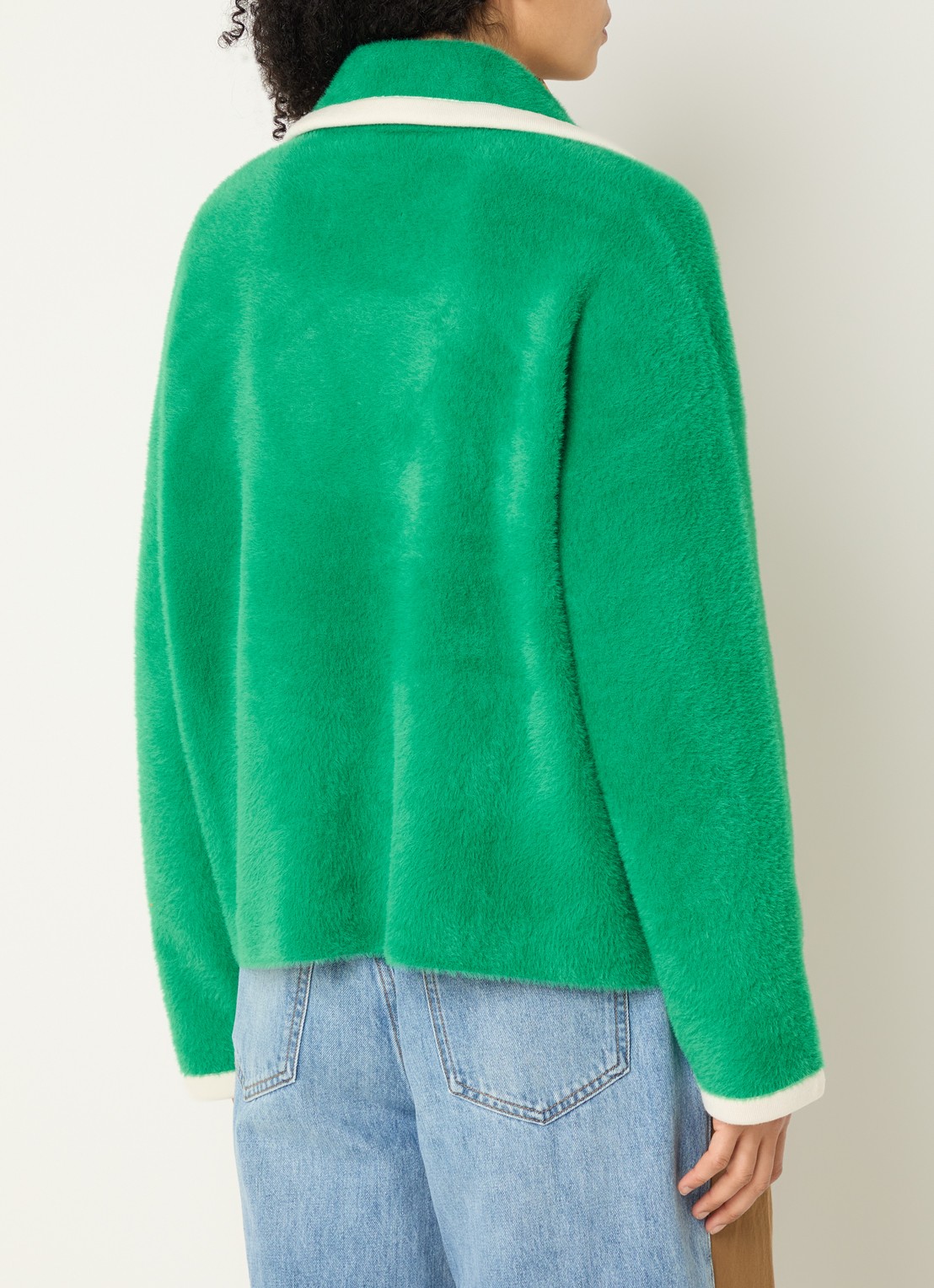 Essentiel Antwerp Kugar double-breasted blazer van imitatiebont - achterkant groen