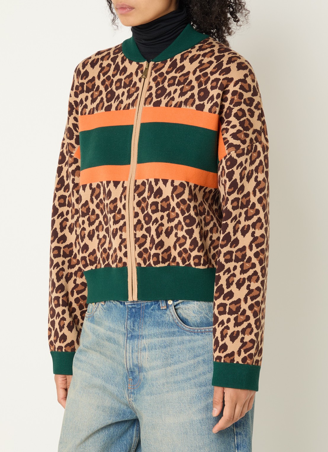 Essentiel Antwerp Kutie sweatvest met panterprint - achterkant 4 bruin