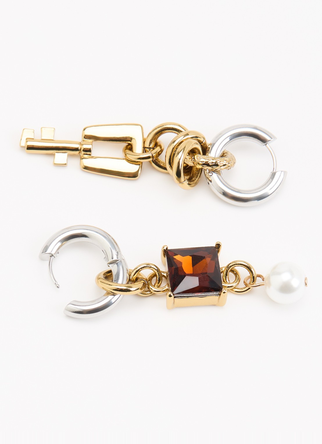 Essentiel Antwerp Oorringen met hanger - detail 2 goud