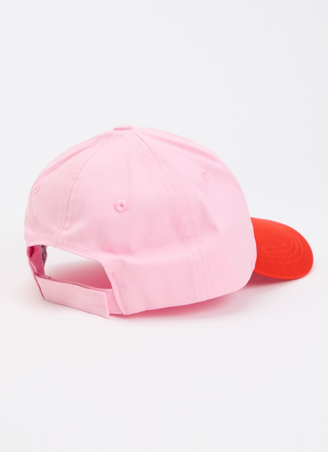Essentiel Antwerp Pet met logoborduring  - detail 2 roze