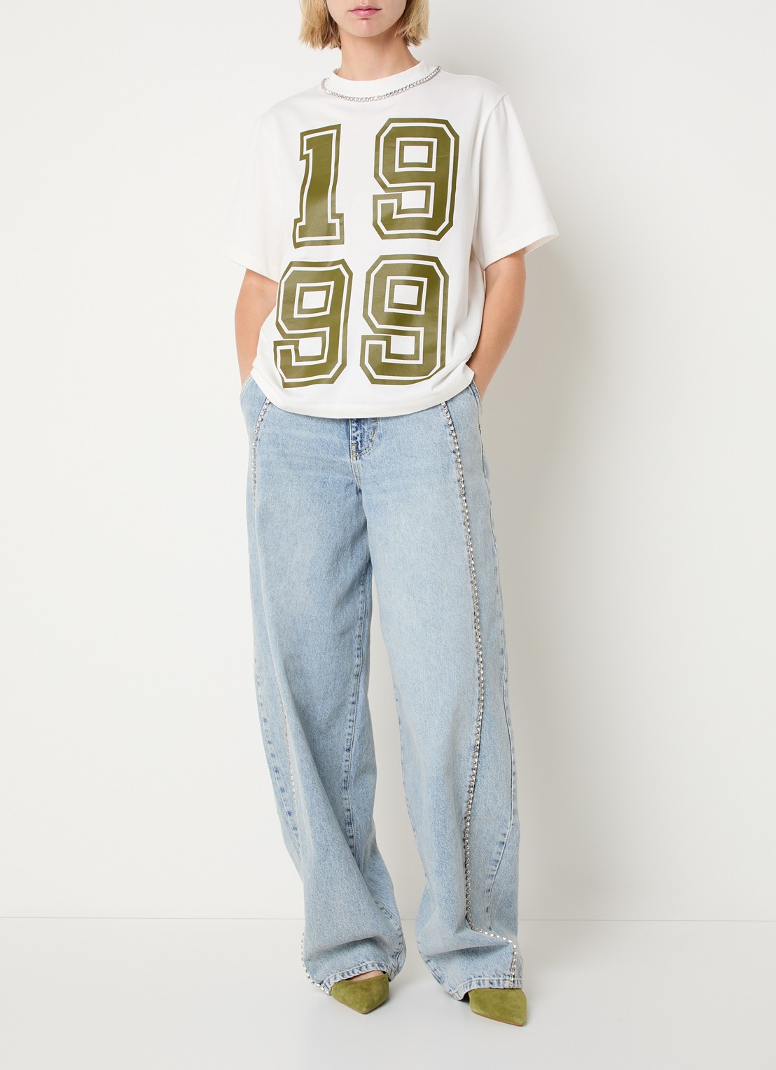 Essentiel Antwerp T-shirt met print en strass - voorkant 3 wit