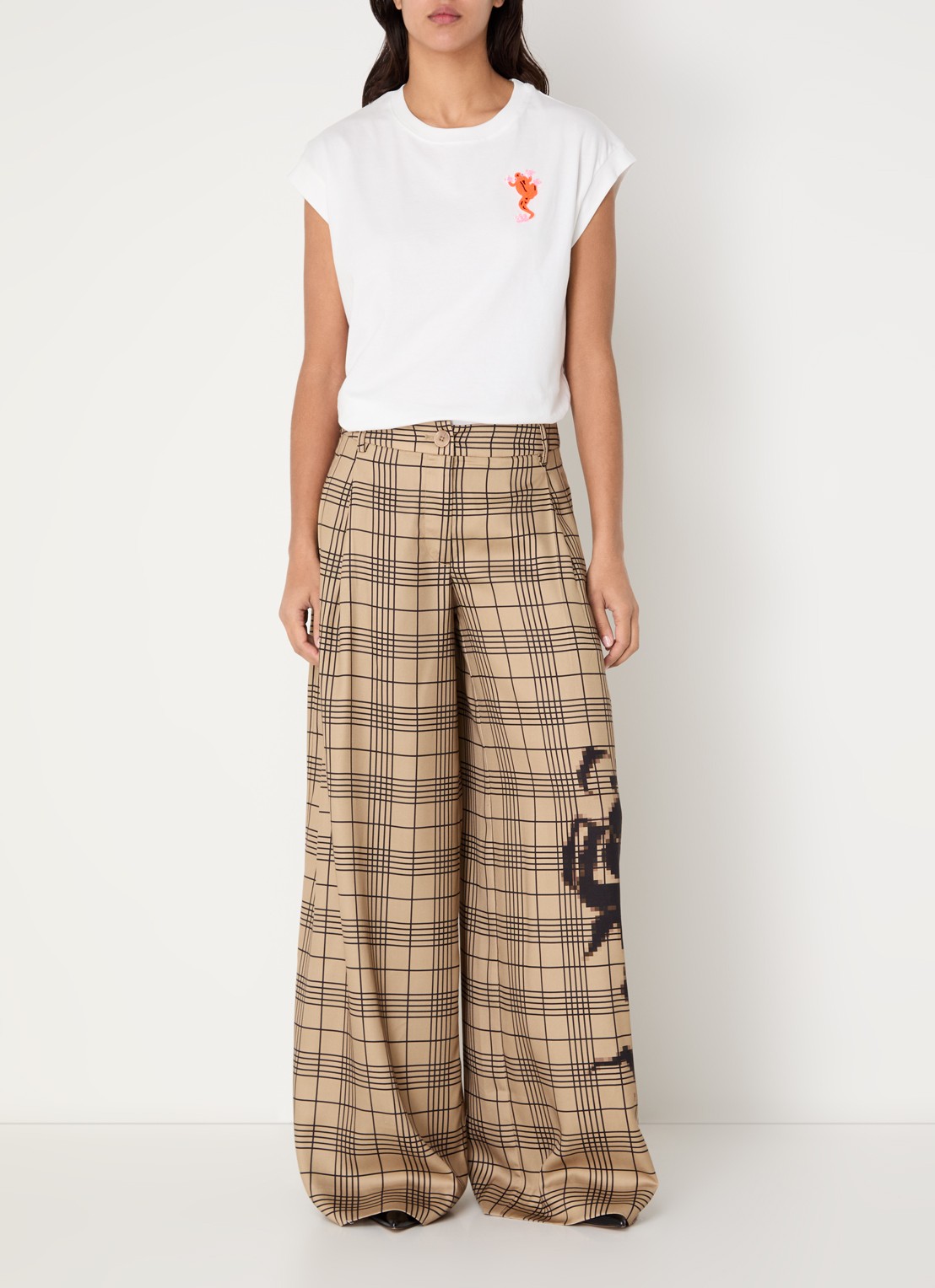 Essentiel Antwerp T-shirt met print - voorkant 2 wit